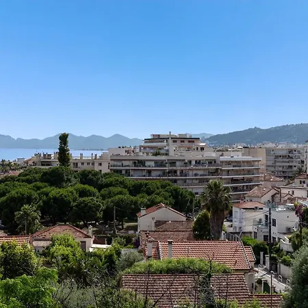 Grand T3 Juan Les Pins, 2 Balcons, Proche Plage Апартаменты Антиб