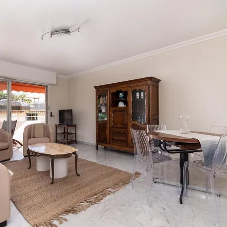 Апартаменты Grand T3 Juan Les Pins, 2 Balcons, Proche Plage *