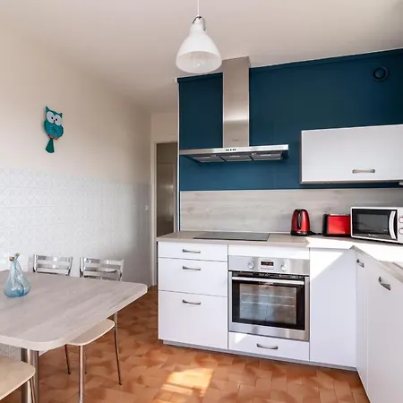 Grand T3 Juan Les Pins, 2 Balcons, Proche Plage Апартаменты Антиб